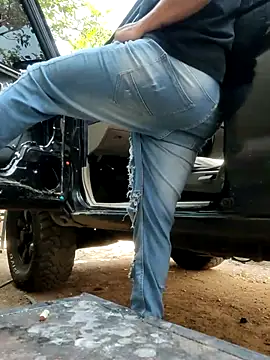 Snapshot of PIGHIGHDIRTY_p0 chatting on February 9, 6:01 pm PIGHIGHDIRTY p0 online show from February 9, 6:01 pm