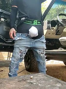 Snapshot of PIGHIGHDIRTY_p0 chatting on February 10, 5:17 pm PIGHIGHDIRTY p0 online show from February 10, 5:17 pm