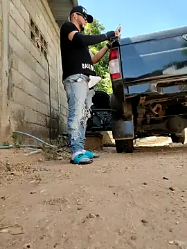 Snapshot of PIGHIGHDIRTY_p0 chatting on February 12, 5:08 pm PIGHIGHDIRTY p0 online show from February 12, 5:08 pm