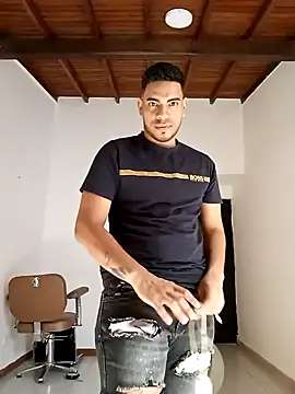 Snapshot of Moreno_latino_sex chatting on December 19, 8:05 pm Moreno latino sex online show from December 19, 8:05 pm