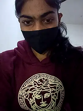 Snapshot of anshika_yadav chatting on December 20, 7:59 am anshika yadav online show from December 20, 7:59 am