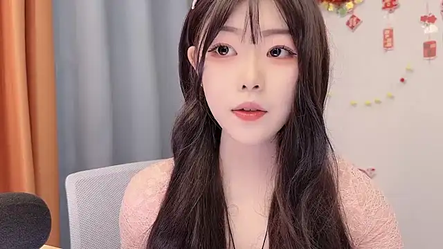 smalldaisy online show from February 16, 1:57 am