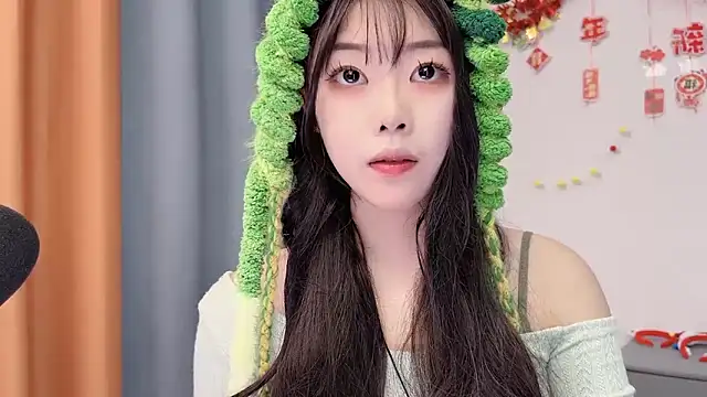 smalldaisy online show from February 27, 2:06 pm