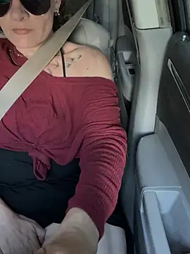 GoddessRae19 online show from April 14, 12:22 pm