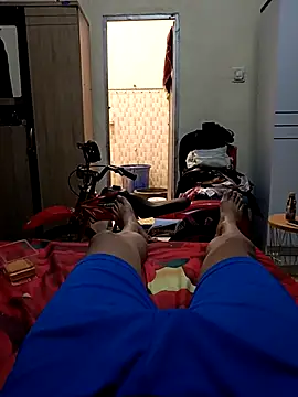 Snapshot of CharlieXXX67 chatting on December 19, 2:02 pm CharlieXXX67 online show from December 19, 2:02 pm