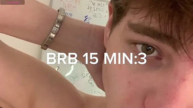 andyyzzz online show from January 19, 2:15 am