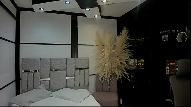 AmbarBrownn  online show from March 26, 8:36 pm