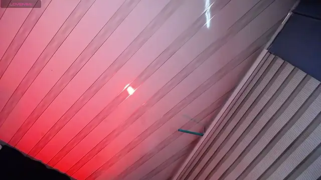 Snapshot of Emilyy05_ chatting on January 15, 3:11 am Emilyy05 online show from January 15, 3:11 am