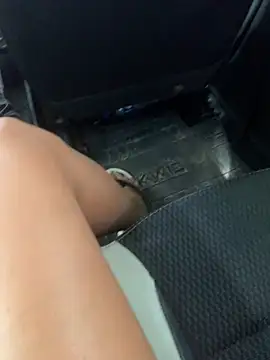 Snapshot of bety13 chatting on February 18, 3:19 pm bety13 online show from February 18, 3:19 pm