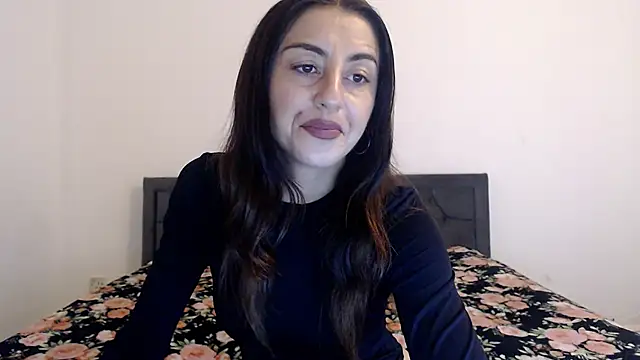 Snapshot of Stella_John chatting on September 28, 6:52 am Stella John online show from September 28, 6:52 am