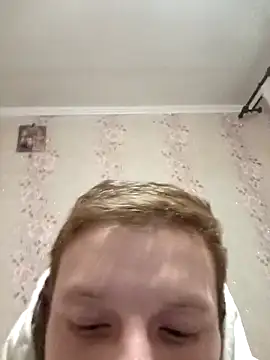 Snapshot of vanhotsexx chatting on December 19, 11:34 pm vanhotsexx online show from December 19, 11:34 pm