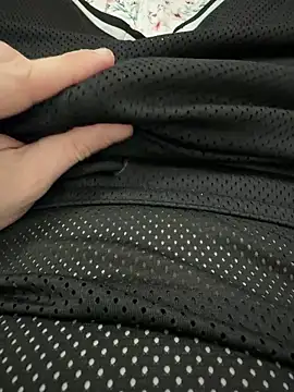 Snapshot of hazok92xxl chatting on December 21, 8:49 pm hazok92xxl online show from December 21, 8:49 pm