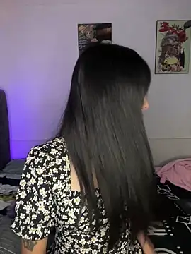 junorise23 online show from March 19, 4:38 am