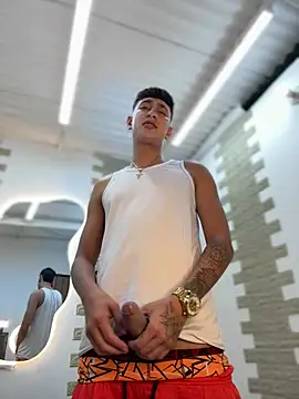 neithan sleitherx online show from February 22, 1:07 am