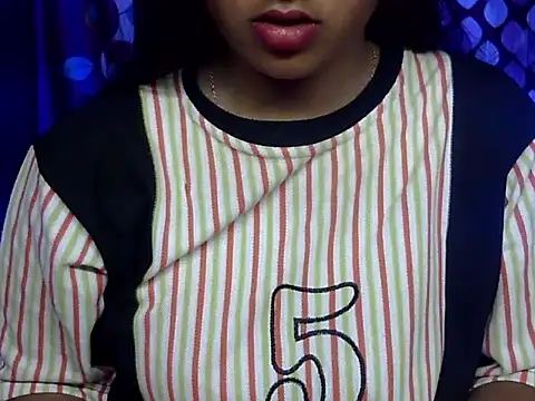 cute Dirty Diva online show from February 24, 5:16 am