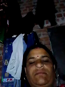 CUTE Ishpa online show from February 4, 7:42 pm