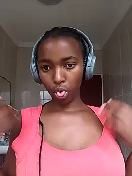 ShyNaughtyBabe online show from January 19, 10:41 am