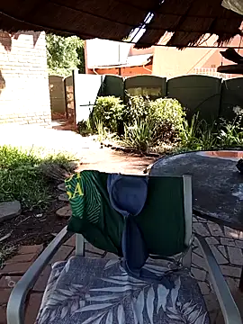 ShyNaughtyBabe online show from April 18, 11:36 am