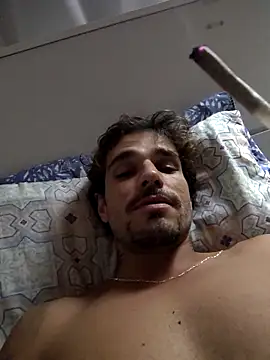 Snapshot of passarodefogo chatting on December 22, 6:43 am passarodefogo online show from December 22, 6:43 am