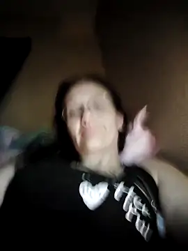 CrownedCuppa online show from April 22, 9:44 am