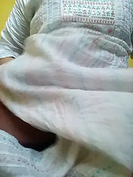 suman bhabhi001 online show from December 23, 5:27 am