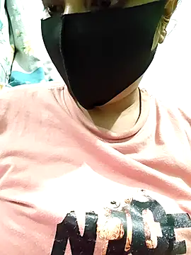 suman bhabhi001 online show from March 29, 10:37 am