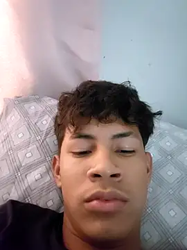 Snapshot of san_tti08 chatting on December 21, 6:15 pm san tti08 online show from December 21, 6:15 pm