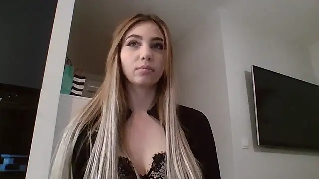 TeenLily online show from February 2, 7:56 pm