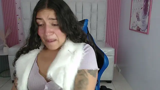 scarleth sweet s online show from January 9, 8:10 pm