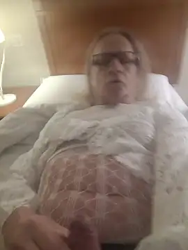 ModelAlexG online show from January 8, 1:41 am