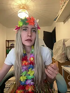 BarbieBlondieGirl online show from February 17, 5:41 pm