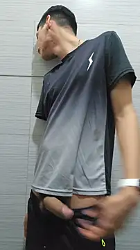 LeonS 20cm online show from February 23, 10:29 pm