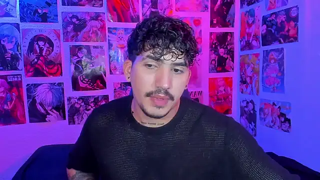 Snapshot of Zeref- chatting on December 22, 10:34 am Zeref- online show from December 22, 10:34 am