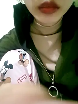 Snapshot of damsun_22 chatting on December 22, 6:27 pm damsun 22 online show from December 22, 6:27 pm