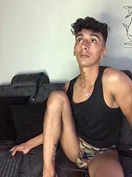 Snapshot of seth_c chatting on February 15, 10:39 pm seth c online show from February 15, 10:39 pm