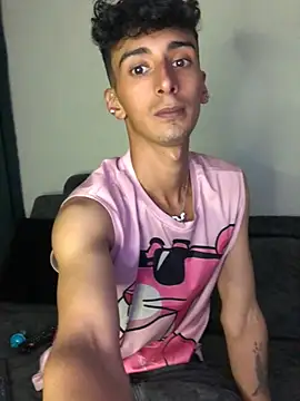 Snapshot of seth_c chatting on February 18, 1:45 am seth c online show from February 18, 1:45 am