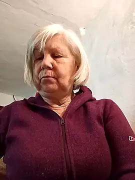 KlaudiaDarling online show from February 13, 9:16 am