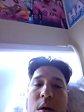 HoofedCylinder online show from March 20, 9:58 am