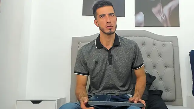 Snapshot of marc_ruffa chatting on February 2, 7:45 pm marc ruffa online show from February 2, 7:45 pm