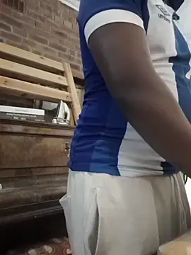 Julio Don Dada online show from April 30, 9:15 am