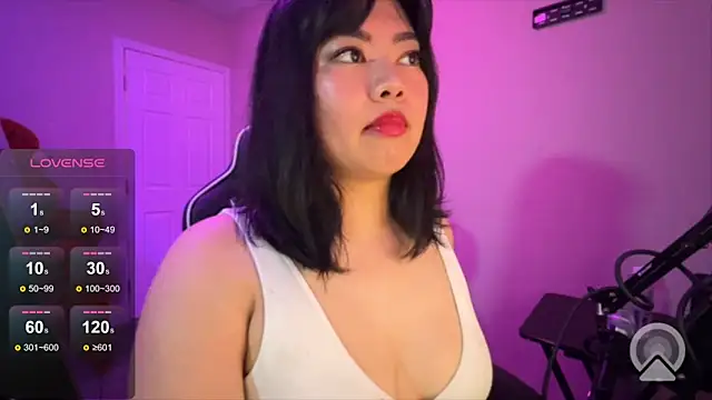 kuromixx444 online show from April 9, 6:41 am