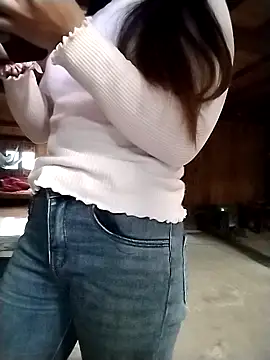 Snapshot of Lovephay8x chatting on December 23, 4:10 am Lovephay8x online show from December 23, 4:10 am