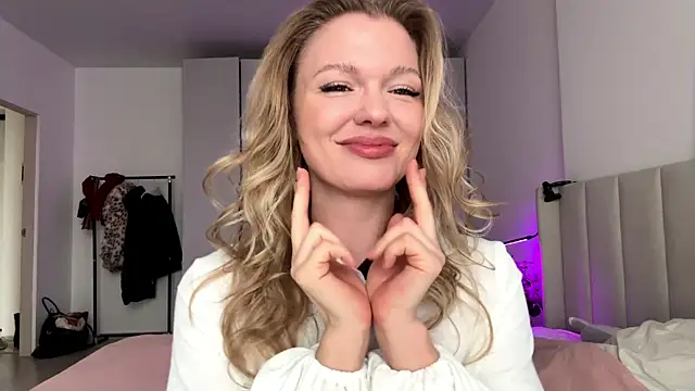 Missfit  online show from January 16, 8:18 am