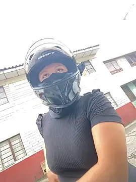 Scarlet auraa online show from March 12, 8:04 pm