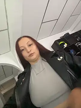 Scarlet auraa online show from March 23, 6:56 pm