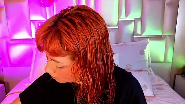 Sienna Desiree online show from February 12, 1:06 pm