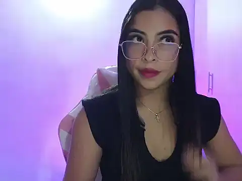 Daphne Grayy online show from February 15, 10:39 pm