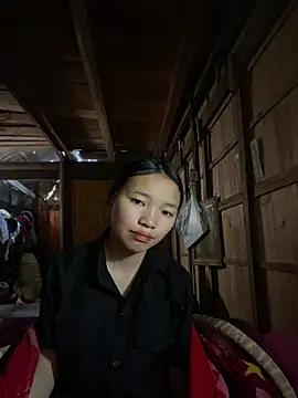 nanaa71 online show from January 12, 2:17 am