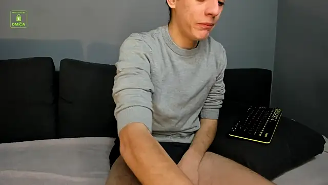 Iann Martinez online show from January 19, 6:17 am