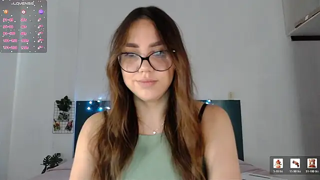 Snapshot of NebulaHavenn chatting on February 2, 4:38 pm NebulaHavenn online show from February 2, 4:38 pm